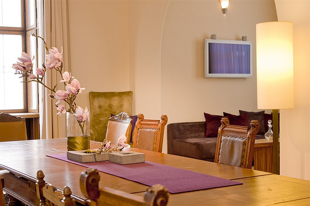 Herzogshof - Boutique-Hotel Am Dom Регенсбург Екстериор снимка
